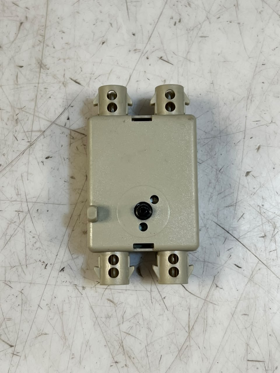 2009 BMW 7 Series F01 F02 Aerial Antenna Amplifier Module 9118261 OEM