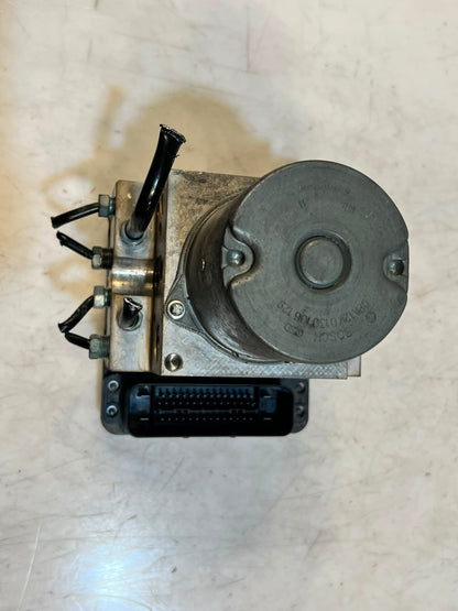BMW F01 F02 F07 F10 F11 F12 F13 ABS Pump Module Actuator 6799048 OEM