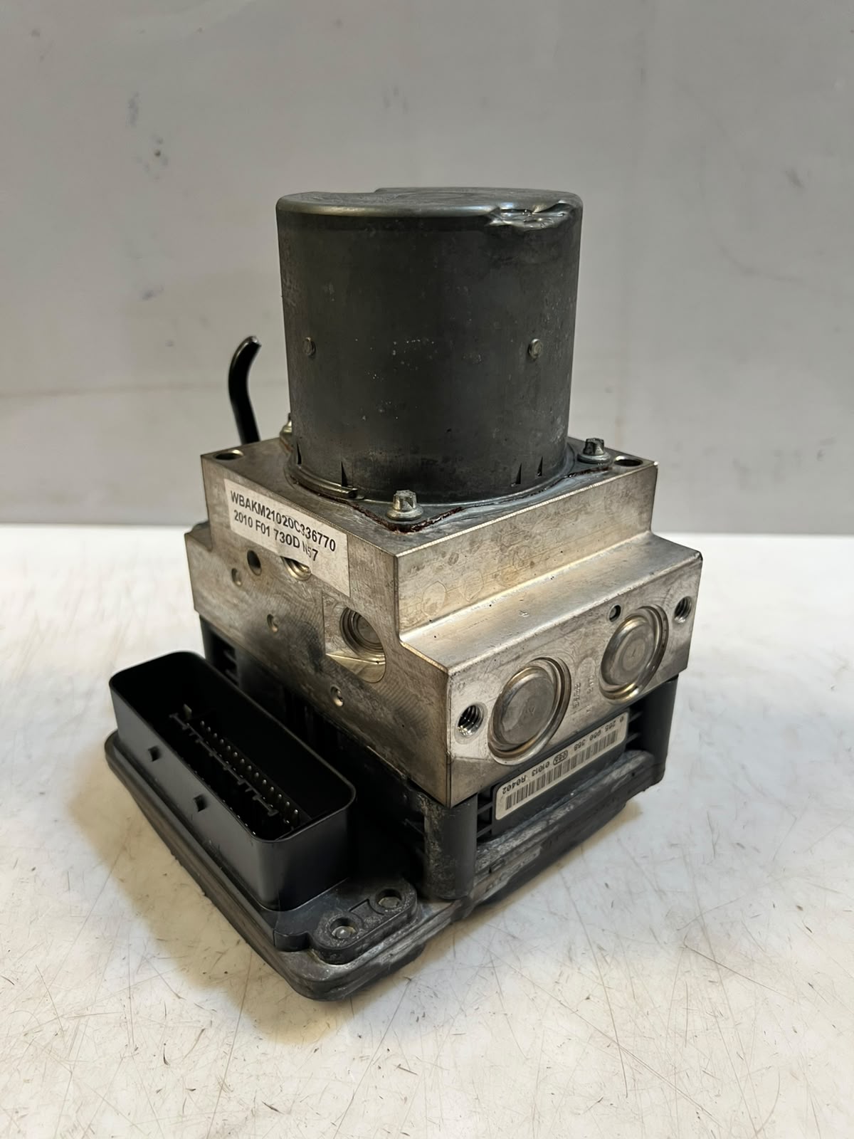 BMW F01 F02 F07 F10 F11 F12 F13 ABS Pump Module Actuator 6799048 OEM