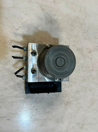 BMW X1 E84 ABS Hydraulic Brake Pump Module 6860215 6860214 OEM 2013-2015