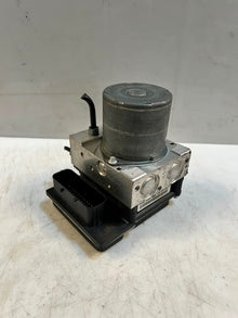 BMW X1 E84 ABS DSC Anti-Lock Brake Pump 6860216 6860217 OEM 2010-2015