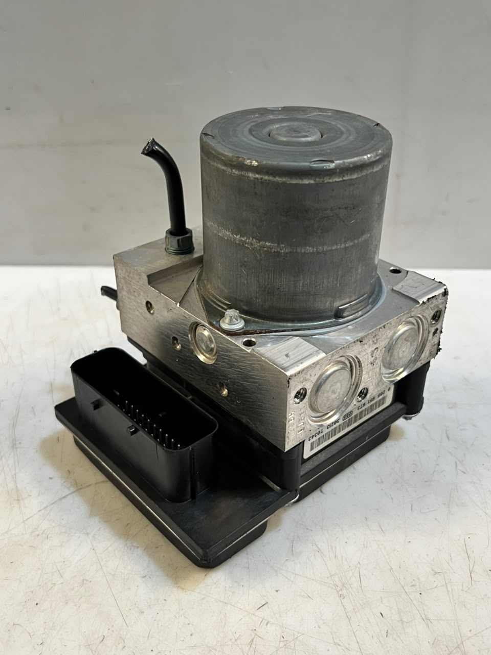 BMW X1 E84 ABS DSC Anti-Lock Brake Pump 6860216 6860217 OEM 2010-2015