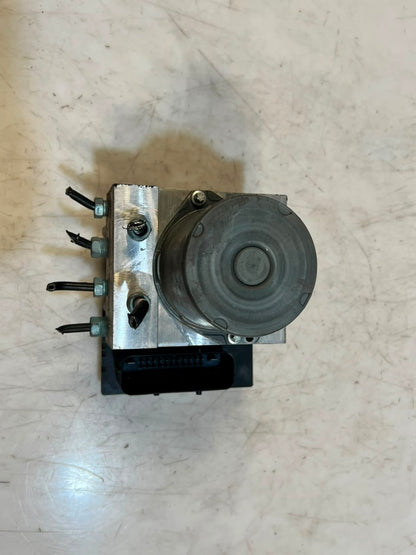 BMW X1 E84 ABS DSC Anti-Lock Brake Pump 6860216 6860217 OEM 2010-2015
