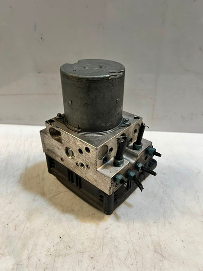 BMW F01 F02 F07 ABS Anti-Lock Brake Pump Module 6797036 OEM