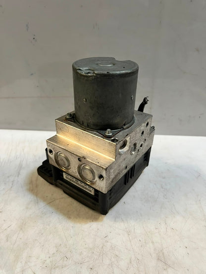 BMW F01 F02 F07 ABS Anti-Lock Brake Pump Module 6797036 OEM
