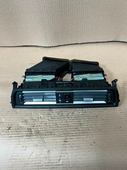 BMW X5 F15 F07 5 Series GT Rear Air Vent Grille 1682811 OEM 2013-2017