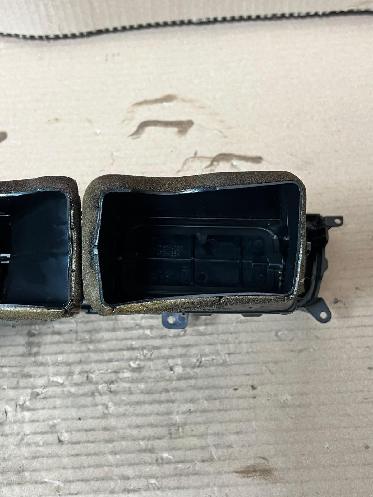 BMW X5 F15 F07 5 Series GT Rear Air Vent Grille 1682811 OEM 2013-2017
