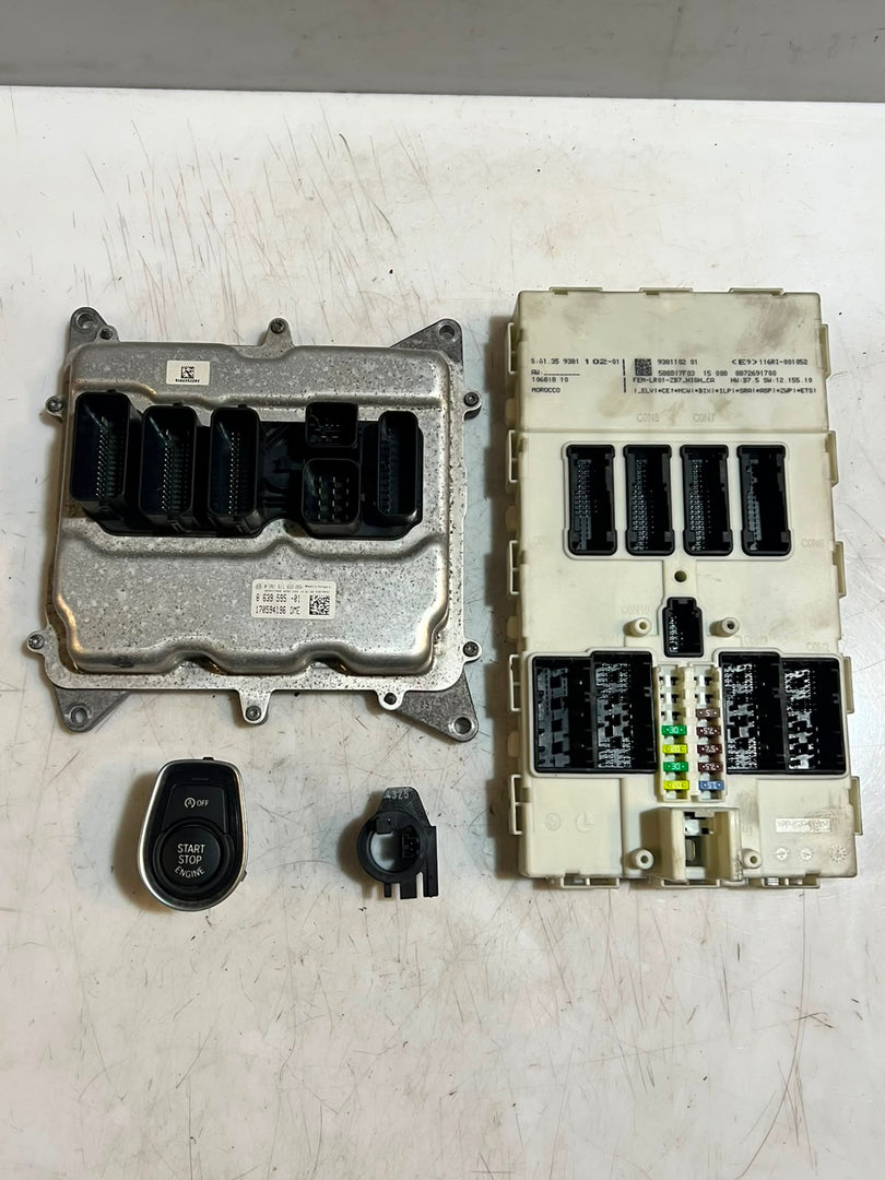 2015 BMW 320i GT F34 N20 ECU DME FEM Set 8639595 OEM