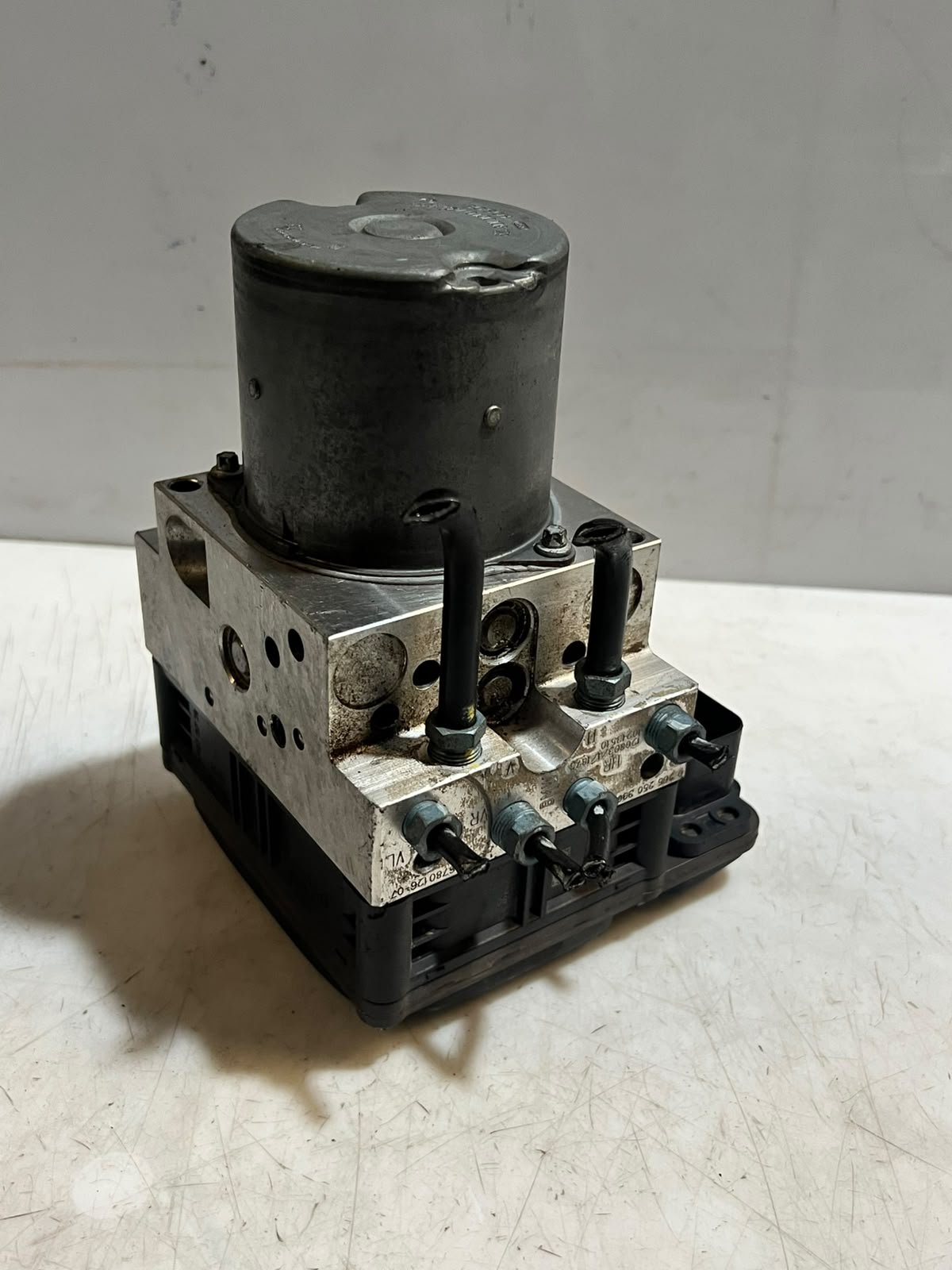 BMW X5 E70 X6 E71 ABS DSC Hydraulic Brake Pump Module 6854702 OEM 2007-2014