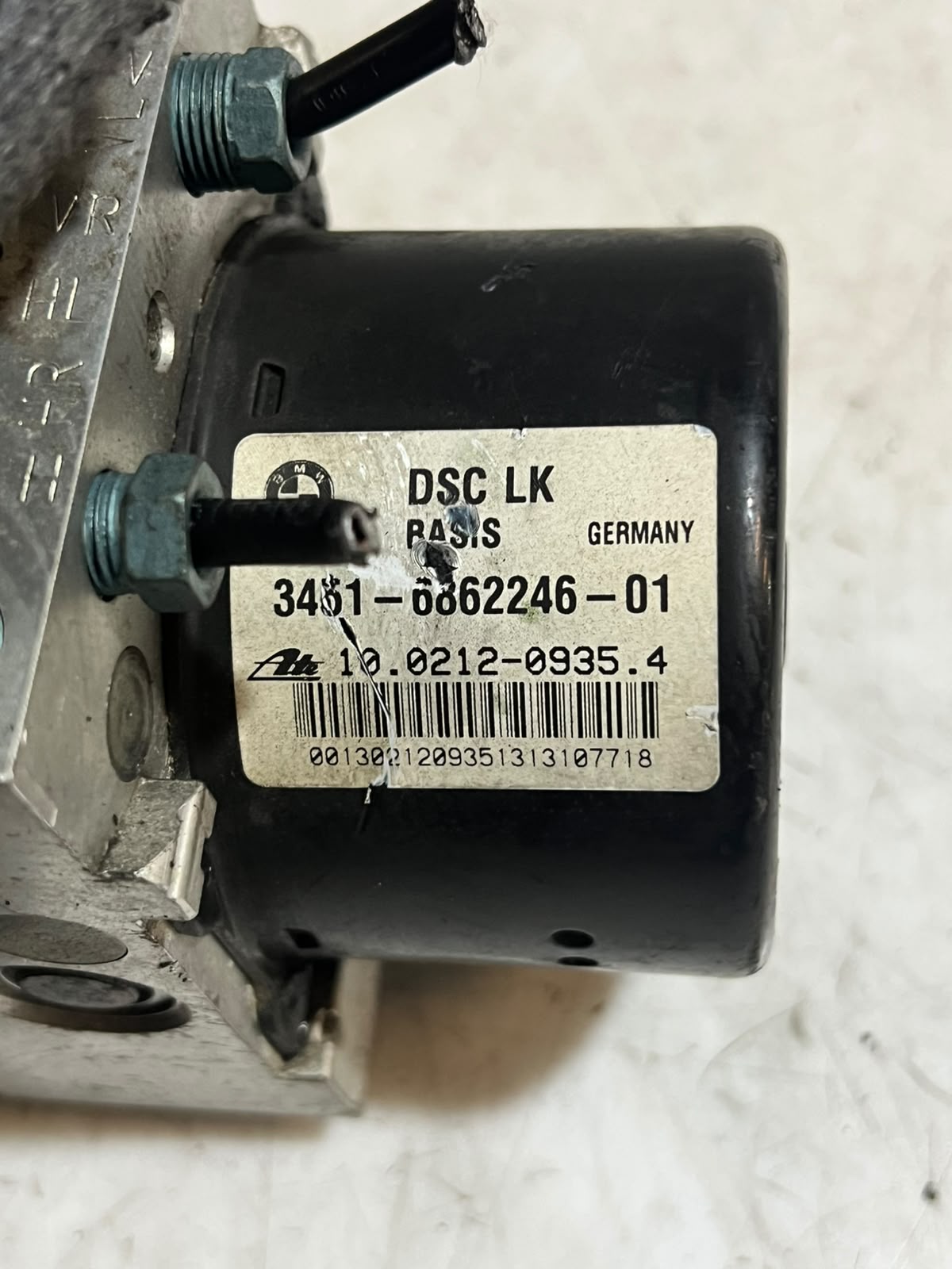 2013 BMW 320i F30 F31 DSC Hydraulic ABS Brake Pump Module 6862246 OEM