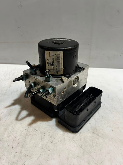 2013 BMW 320i F30 F31 DSC Hydraulic ABS Brake Pump Module 6862246 OEM
