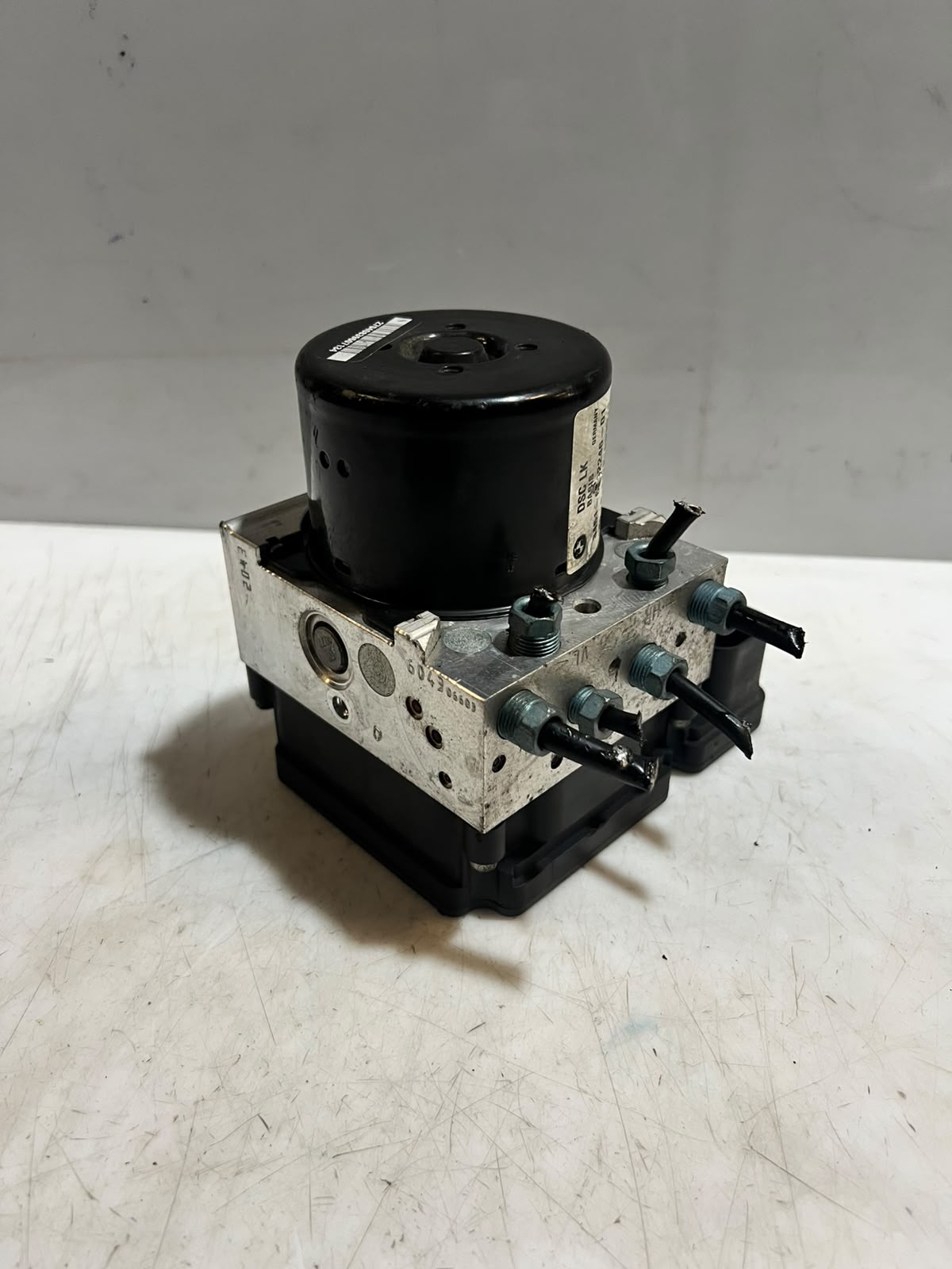 BMW 328i F30 F32 F33 ABS Brake Pump Control Module 6862247 OEM 2012-2016