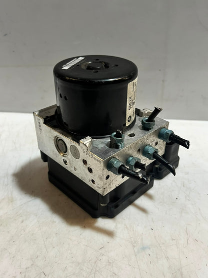 BMW 328i F30 F32 F33 ABS Brake Pump Control Module 6862247 OEM 2012-2016