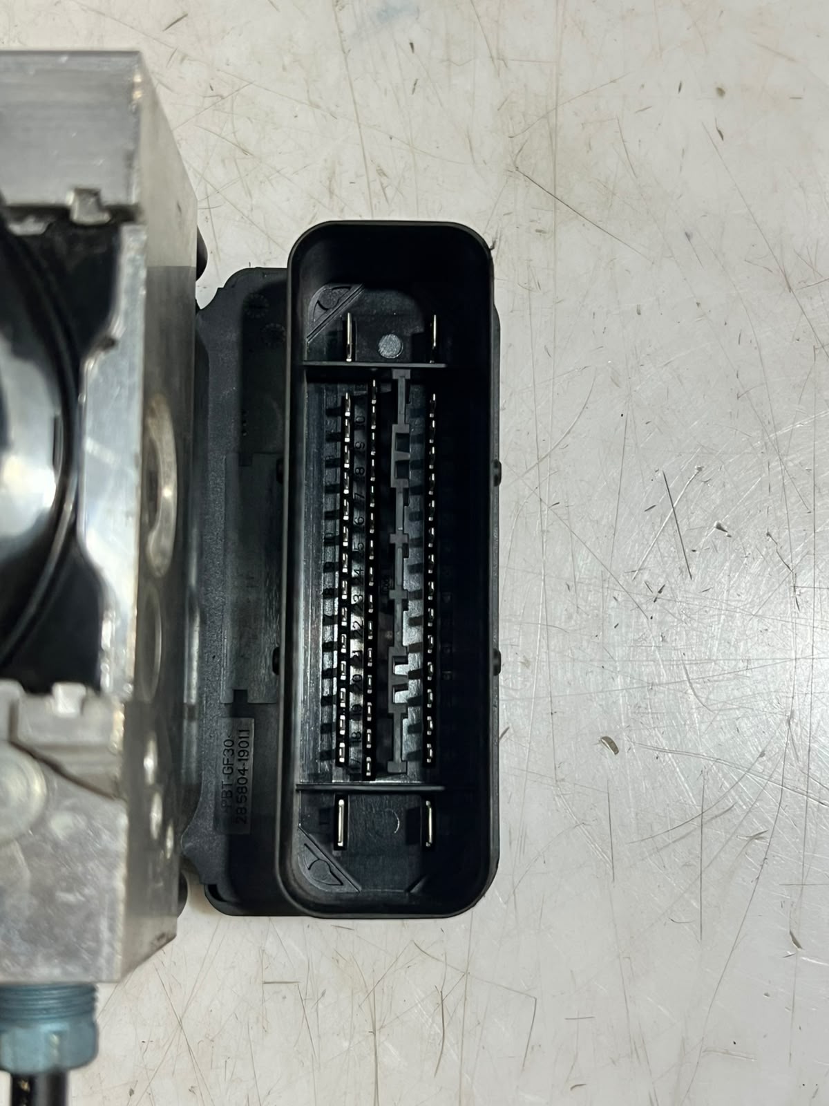 BMW 328i F30 F32 F33 ABS Brake Pump Control Module 6862247 OEM 2012-2016