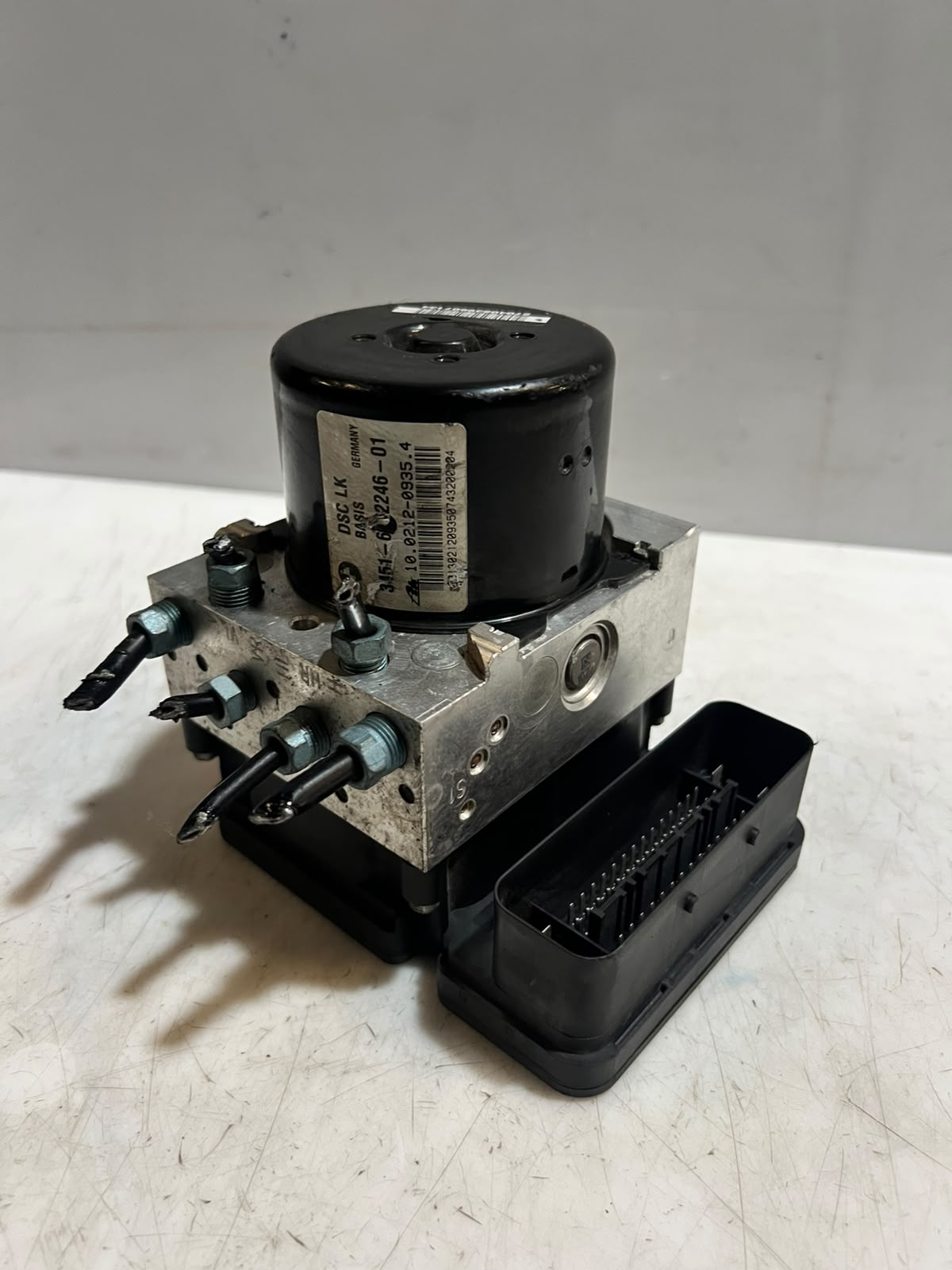 BMW 328i F30 F32 F33 ABS Brake Pump Control Module 6862247 OEM 2012-2016