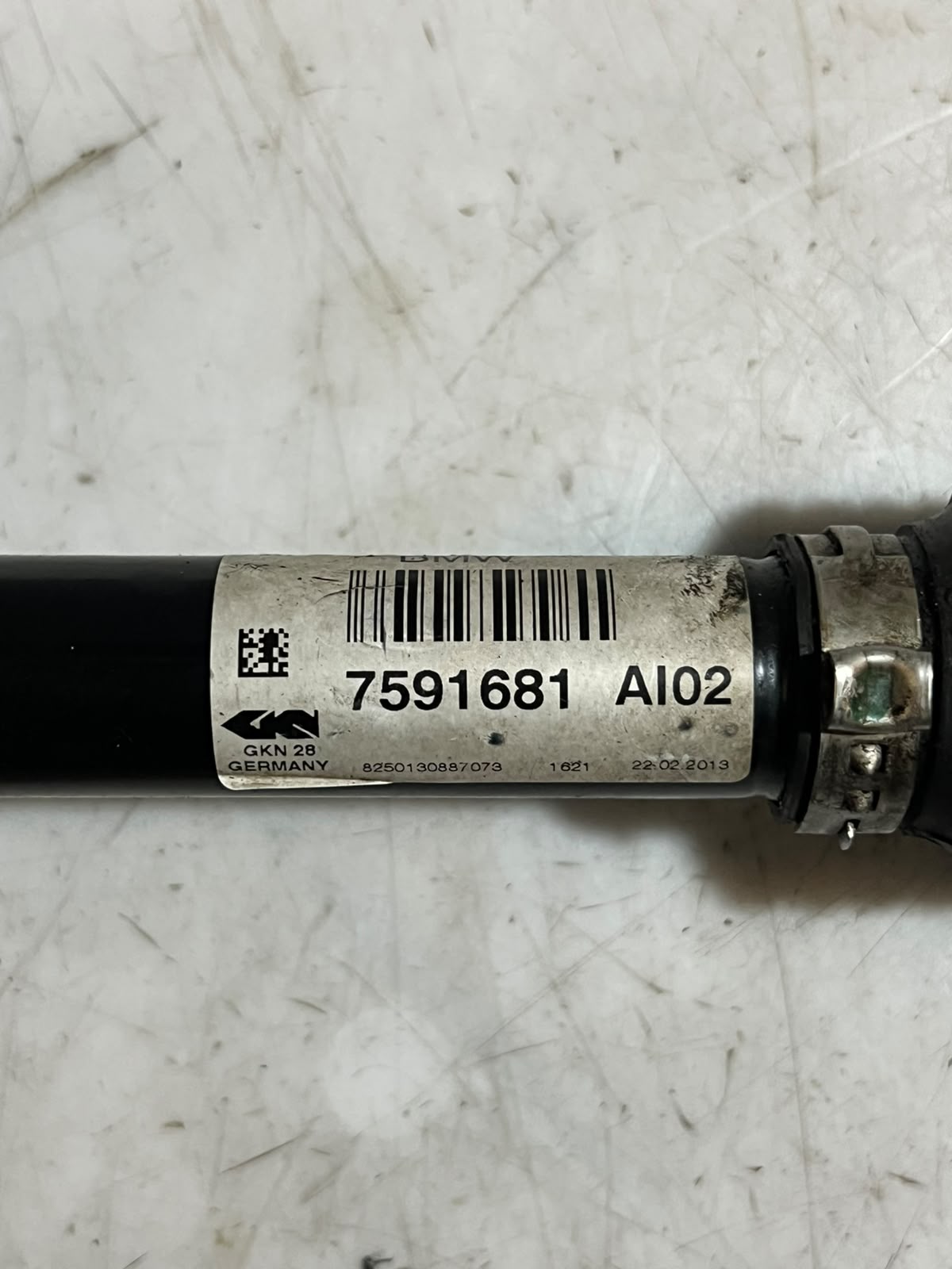 BMW X1 E84 Front Left CV Axle Drive Shaft 7591681 OEM 2010-2015