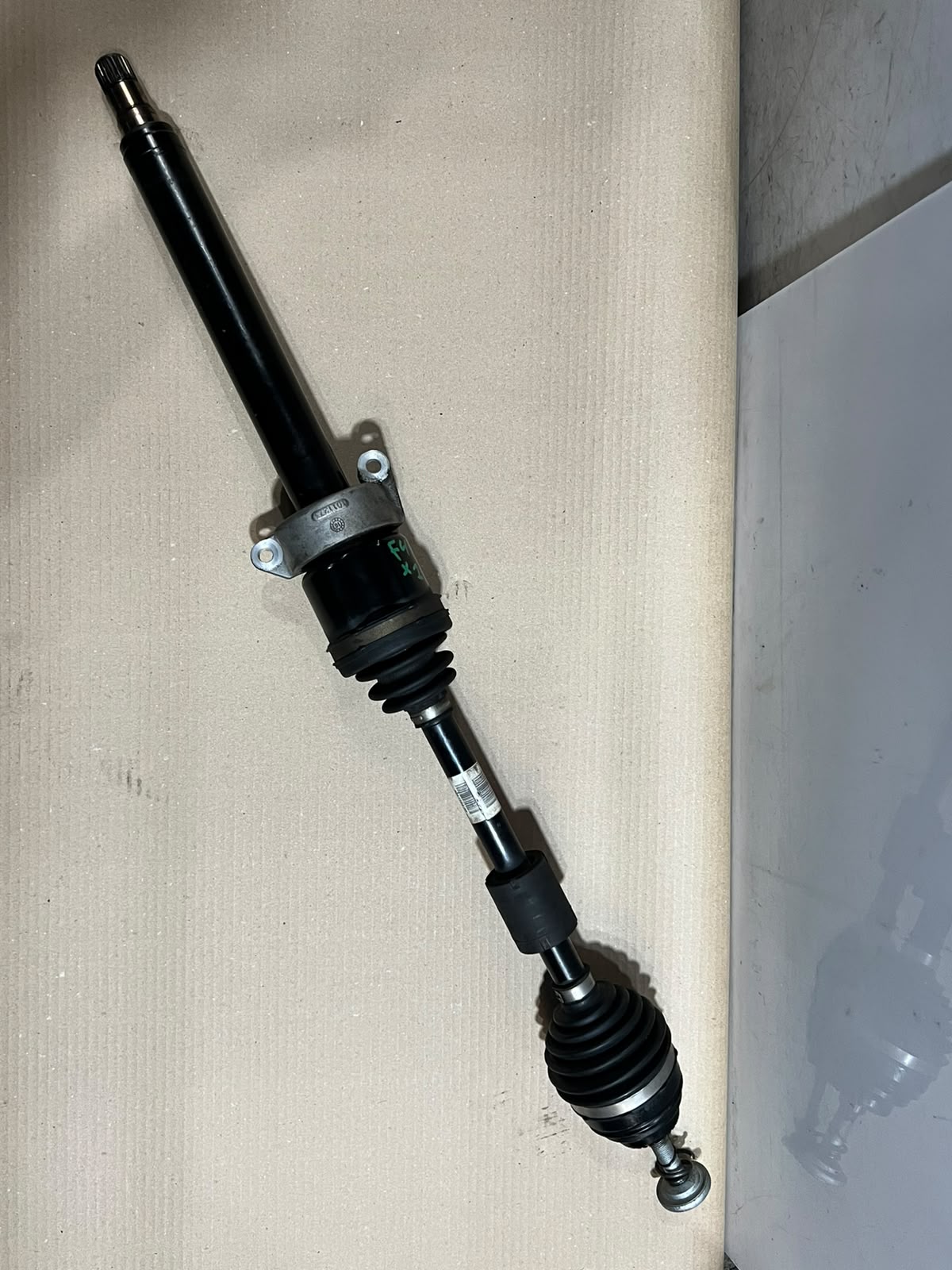 BMW F45 F46 X1 F48 X2 F39 Front Right Driveshaft 8657704 OEM 2015-2022