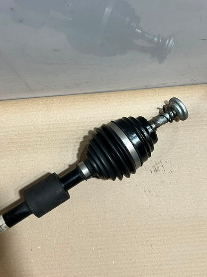 BMW F45 F46 X1 F48 X2 F39 Front Right Driveshaft 8657704 OEM 2015-2022
