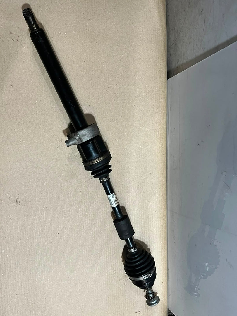 BMW F45 F46 X1 F48 X2 F39 Front Right Driveshaft 8657704 OEM 2015-2022