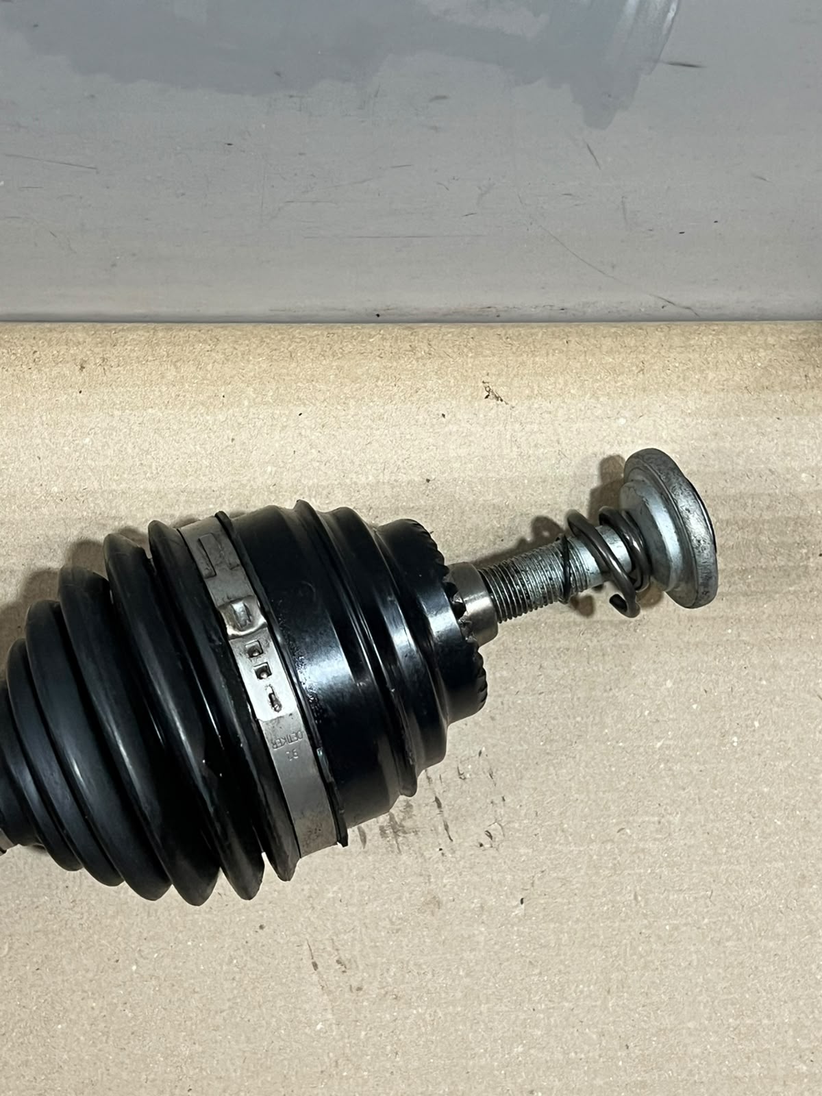 BMW F45 F46 X1 F48 X2 F39 Front Right Driveshaft 8657704 OEM 2015-2022