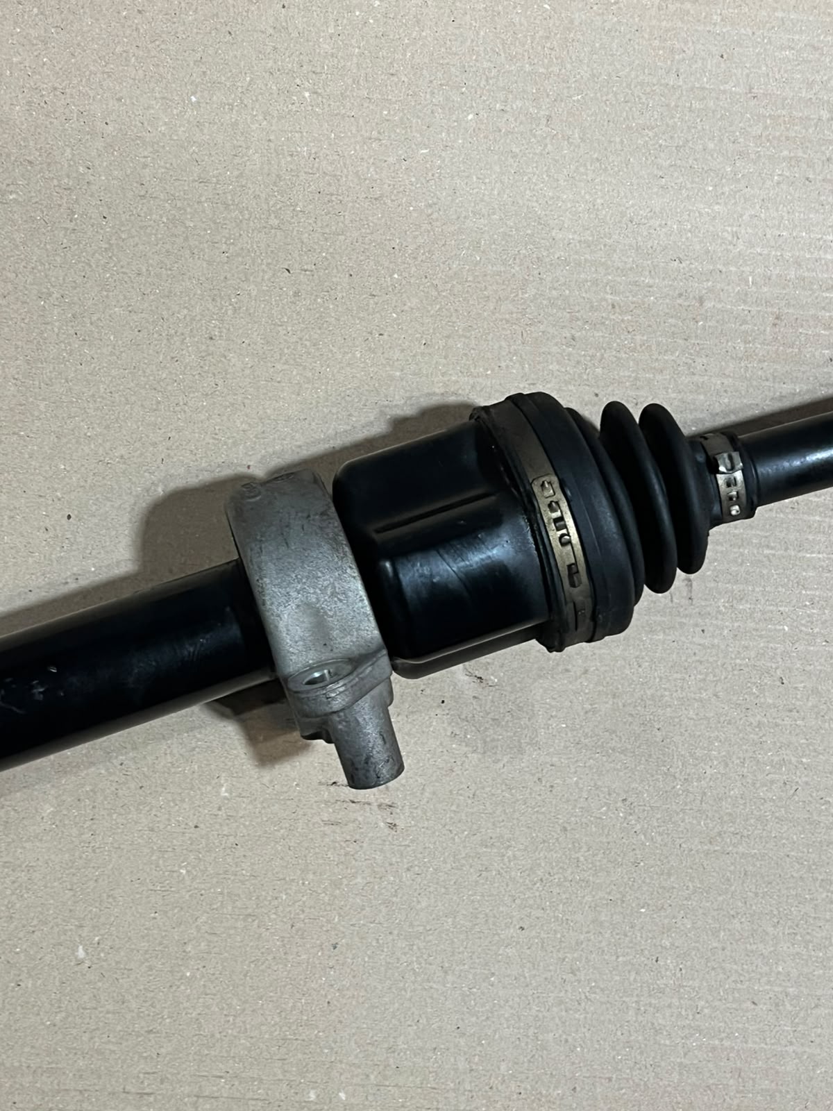 BMW F45 F46 X1 F48 X2 F39 Front Right Driveshaft 8657704 OEM 2015-2022