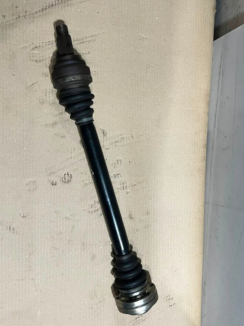 BMW 5 Series E60 E61 530i Rear Driveshaft 7572419 OEM 2004-2010