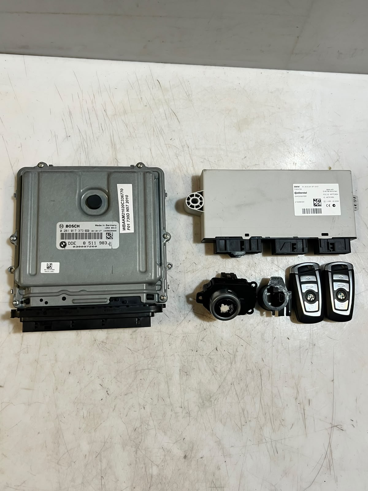 2011 BMW 730Ld F02 N57 3.0D ECU DDE CAS Key Kit 8511983 OEM