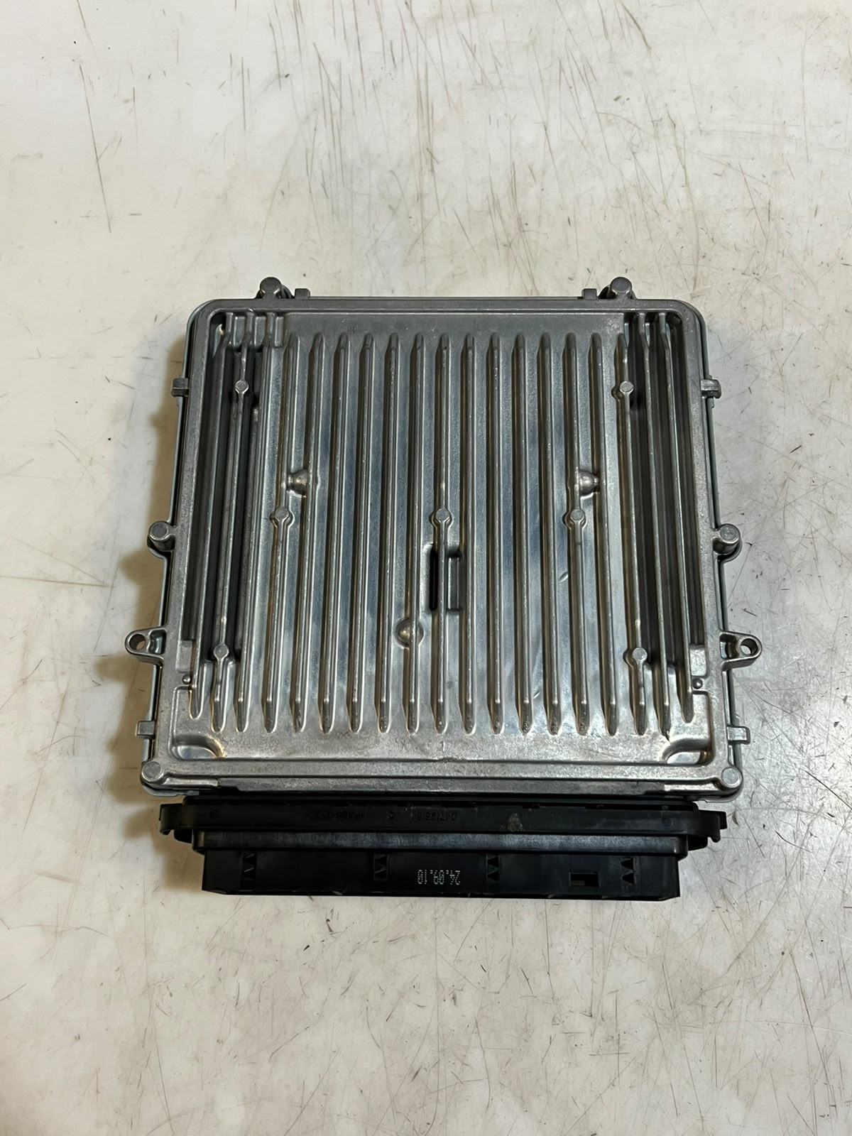 2011 BMW 730Ld F02 N57 3.0D ECU DDE CAS Key Kit 8511983 OEM