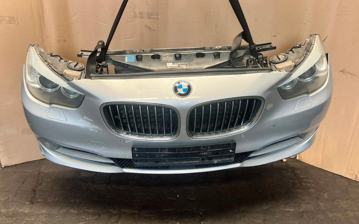 2010 BMW 535i GT F07 N55 Complete Front Nose Cut Headlights Grille Bumper OEM2010 BMW 535i GT F07 N55 Complete Front Nose Cut Headlights Grille Bumper OEM