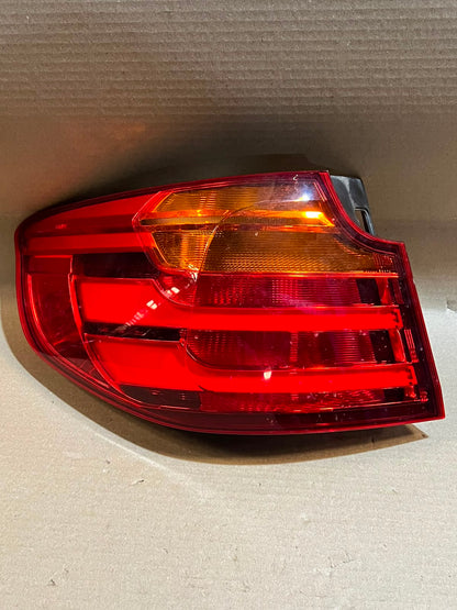 2015 BMW 320i GT F34 Rear Left Tail Light 2575335 OEM