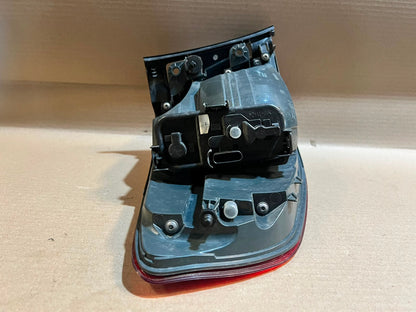2015 BMW 320i GT F34 Rear Right Tail Light 2575336 7286038 OEM