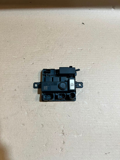 BMW 228i 320i 328i F22 F30 F31 Integrated Power Supply Module 7633242 OEM