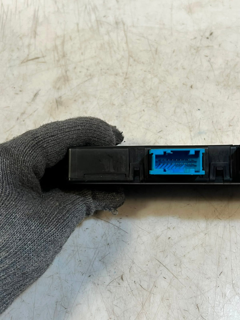 BMW 528i 535i F10 F11 Central Gateway Control Module 9354756 OEM 2011-2016