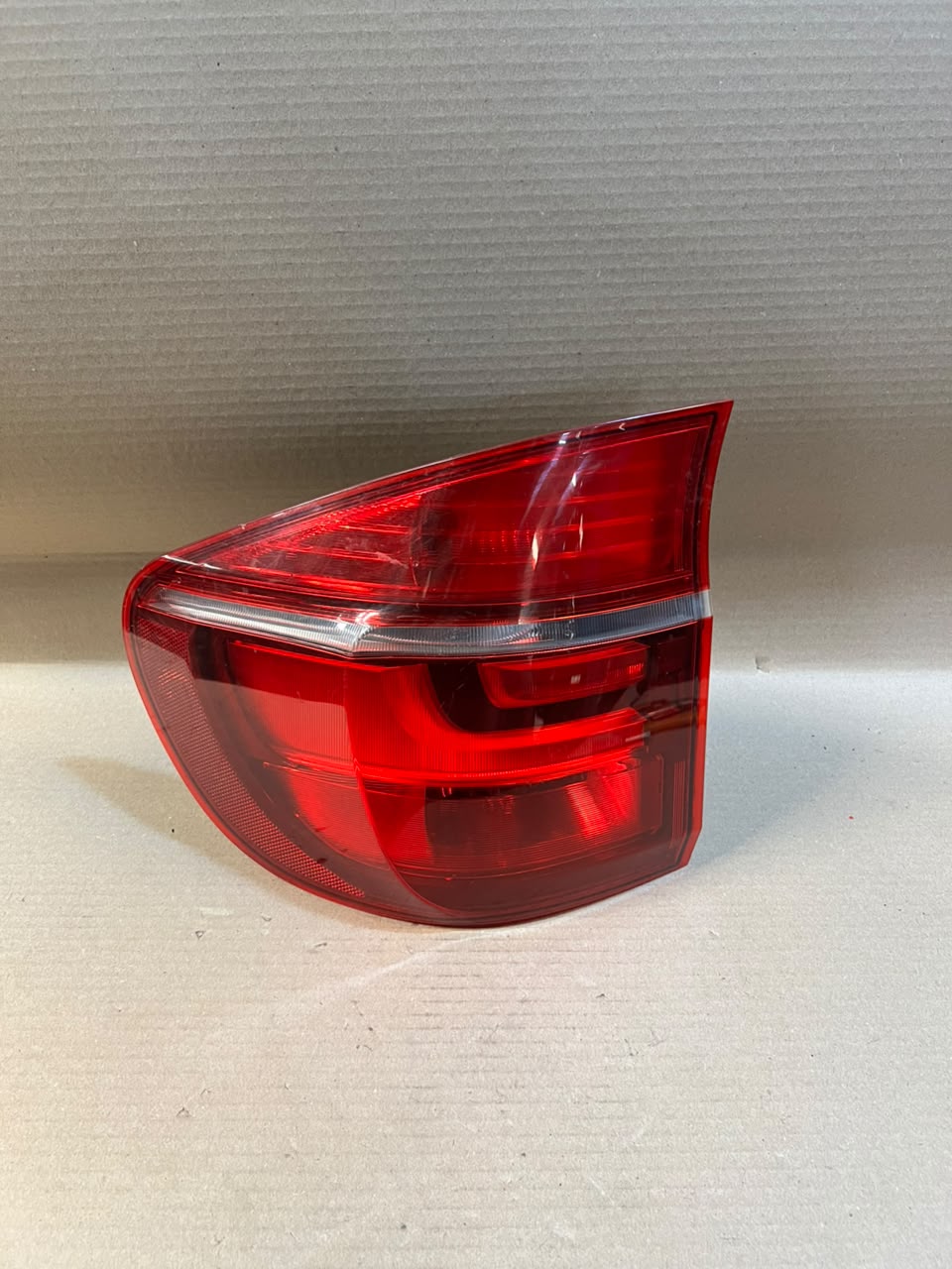BMW X5 E70 X5M LCI Rear Left Outer Tail Light 7227791 OEM 2011-2013