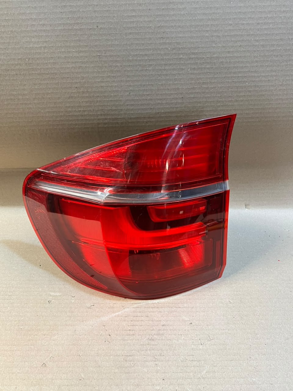 BMW X5 E70 X5M LCI Rear Left Outer Tail Light 7227791 OEM 2011-2013