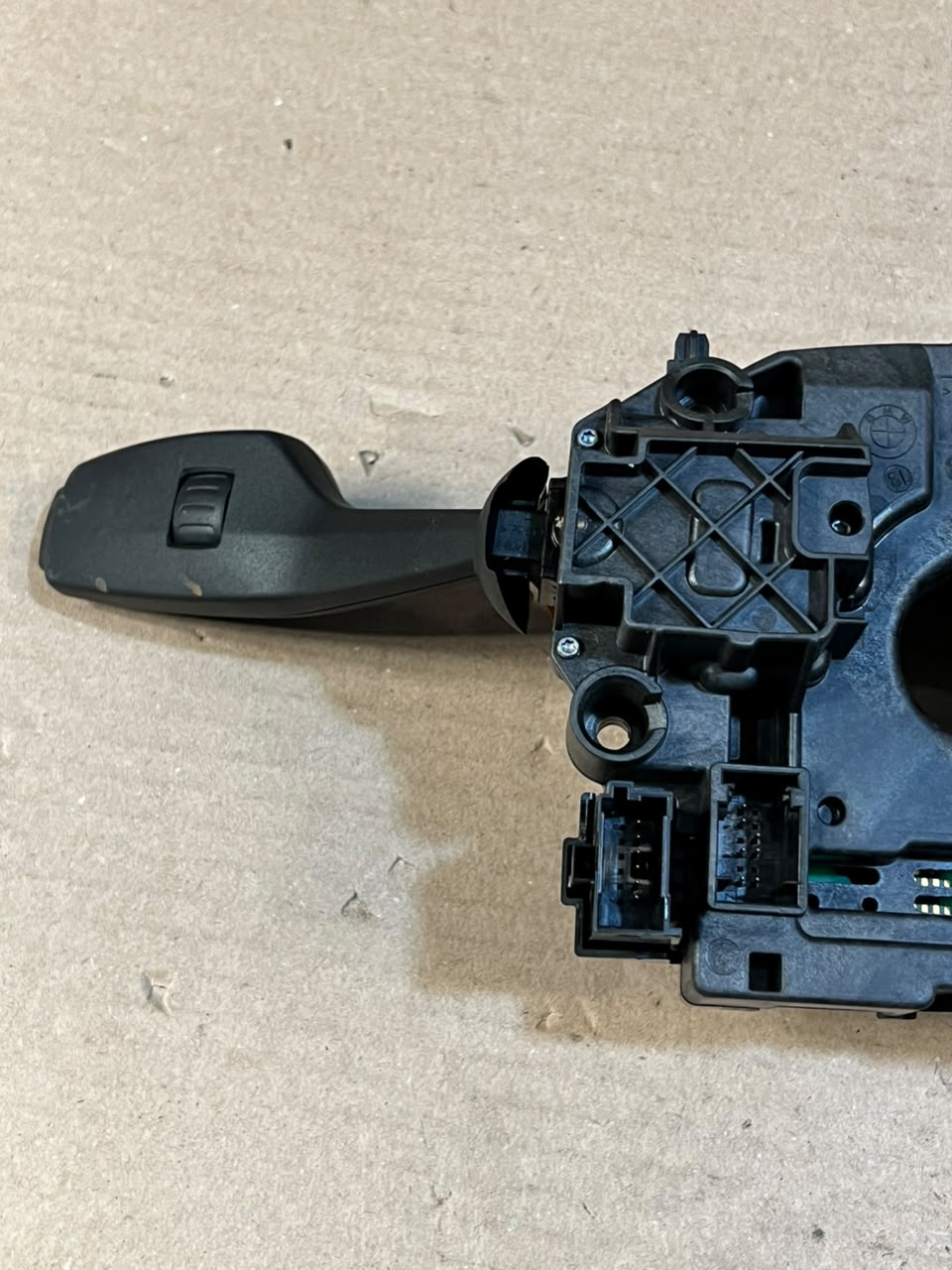BMW F20 F21 F30 F31 Wiper Turn Signal Steering Column Stalk Switch 9253754 OEM