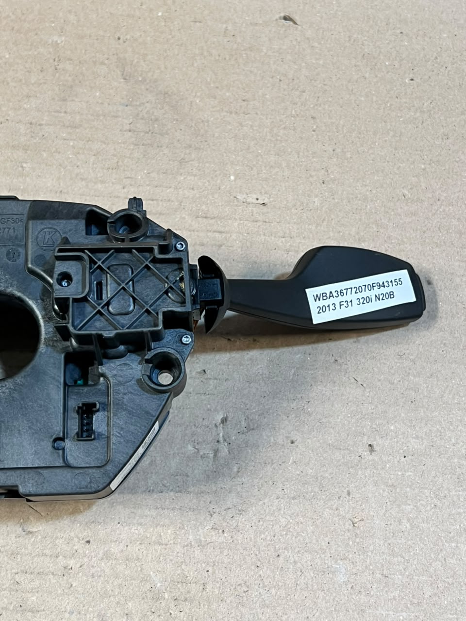 BMW F20 F21 F30 F31 Wiper Turn Signal Steering Column Stalk Switch 9253754 OEM