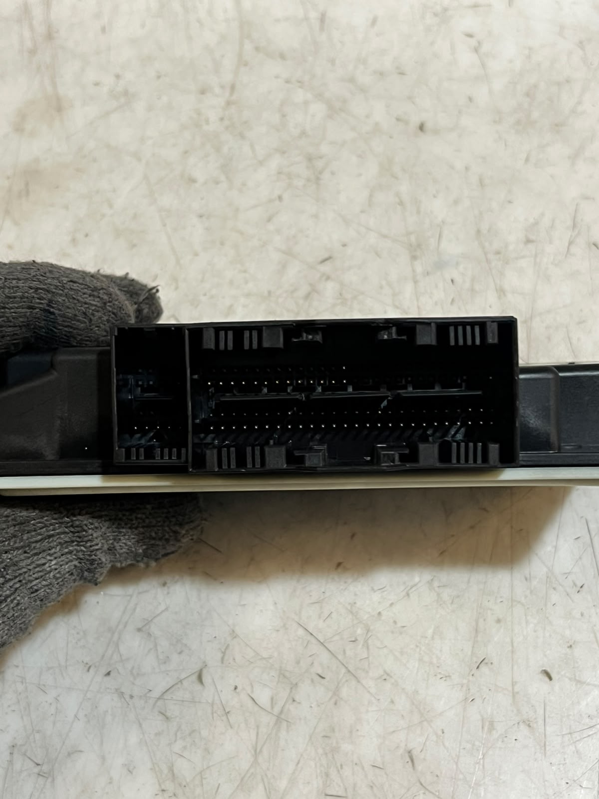 BMW F01 F02 F06 F07 F10 F11 F12 F13 Airbag SRS ECU Control Module 9350002 OEM