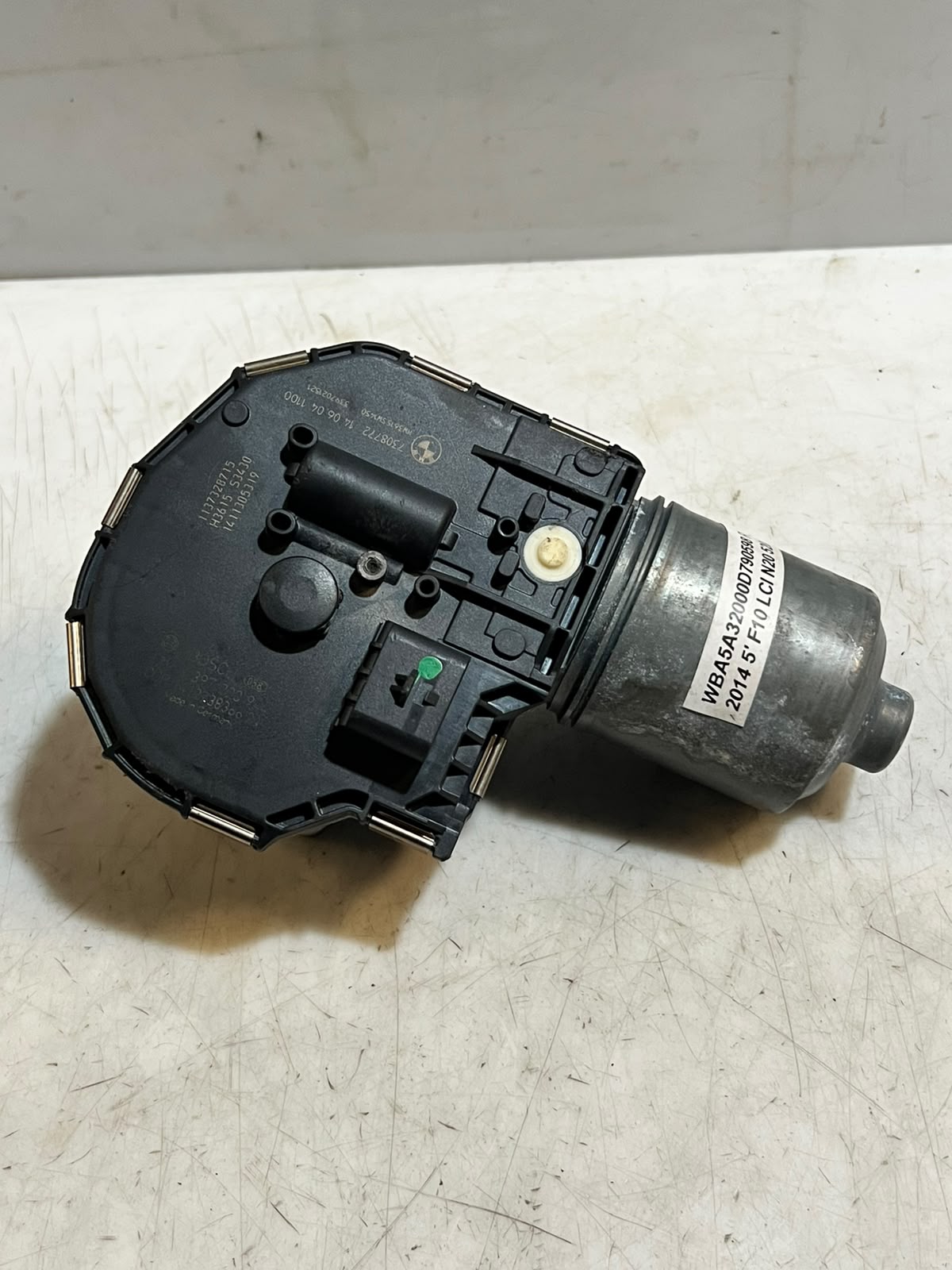 BMW 5 Series F10 F11 Front Wiper Motor & Linkage 7308772 OEM 2009-2017