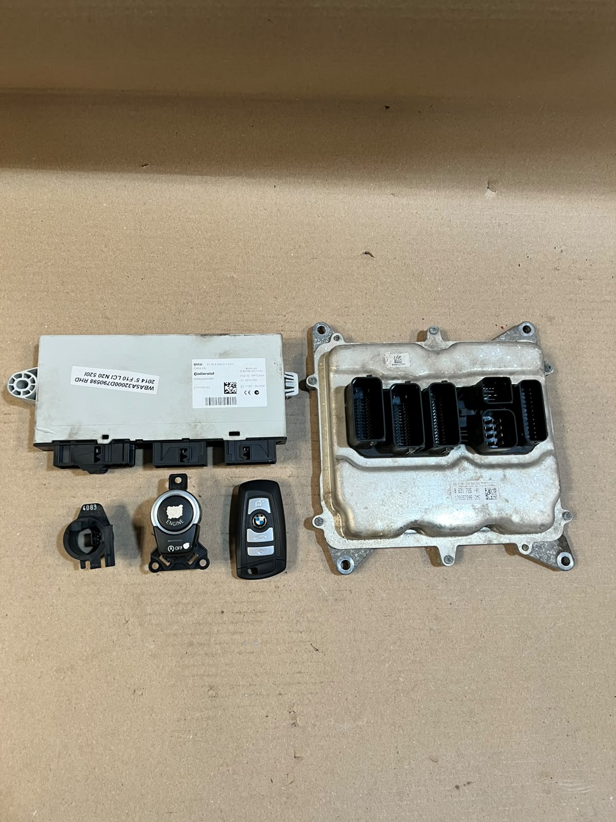 2014 BMW 520i F10 LCI N20 Engine ECU DME Control Unit Set 8631725 OEM