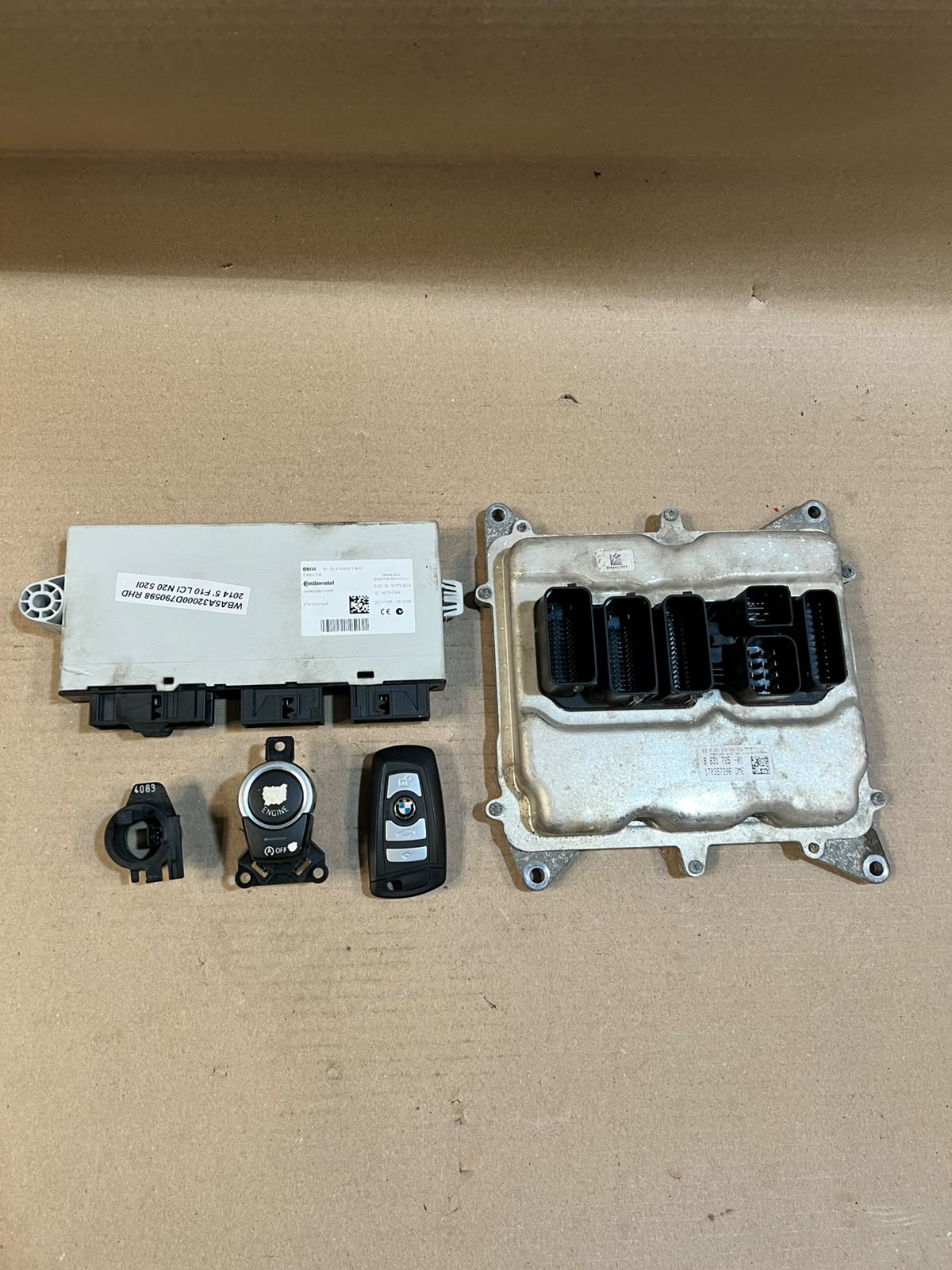 2014 BMW 520i F10 LCI N20 Engine ECU DME Control Unit Set 8631725 OEM
