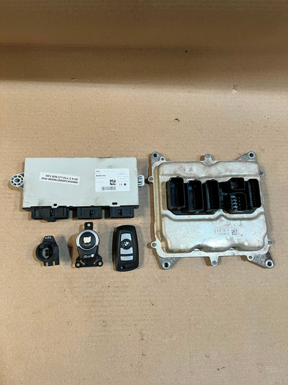 2014 BMW 520i F10 LCI N20 Engine ECU DME Control Unit Set 8631725 OEM