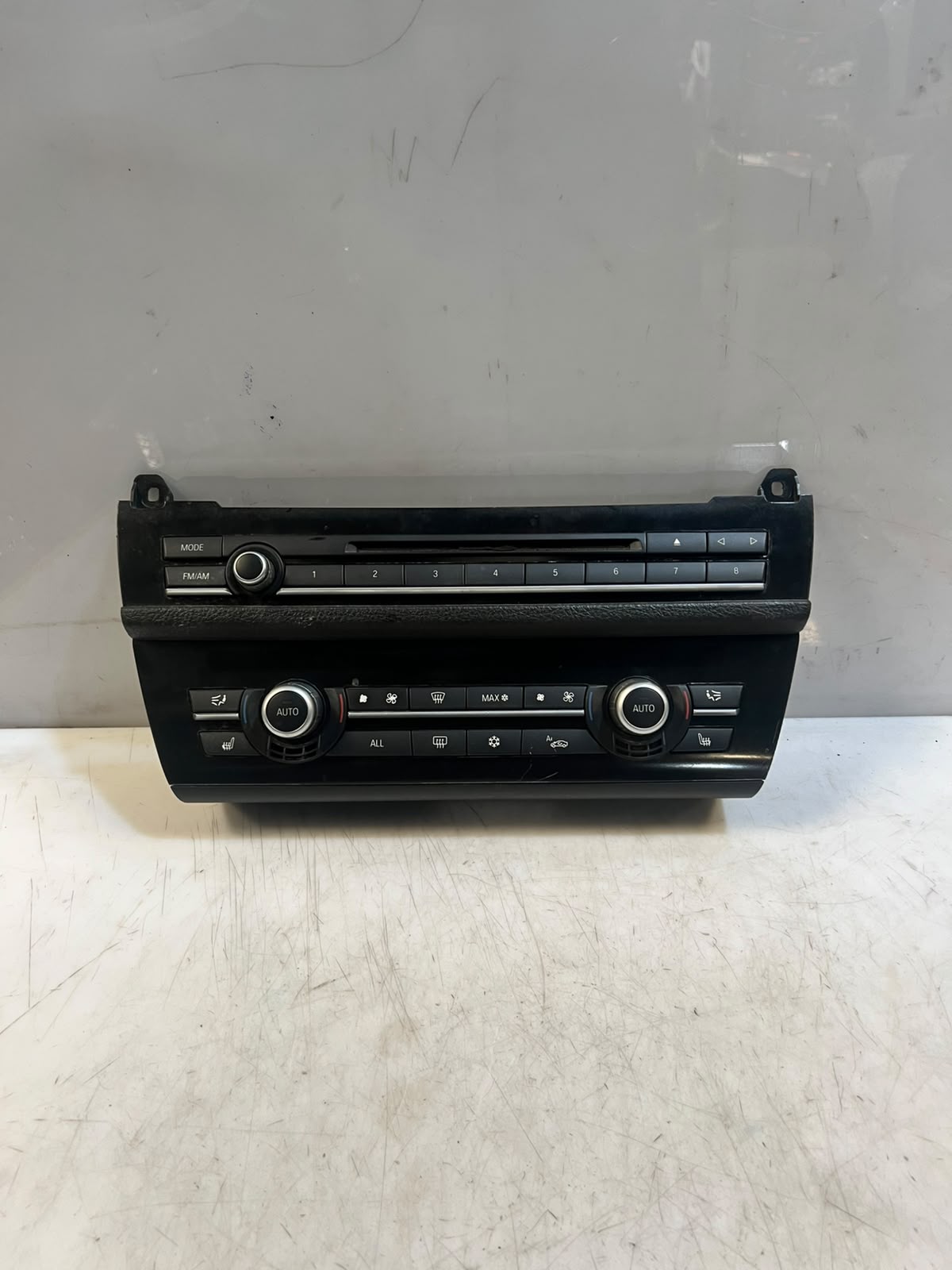 BMW 528i 535i 550i F10 F11 AC Climate Control Temperature Unit 9241241 OEM