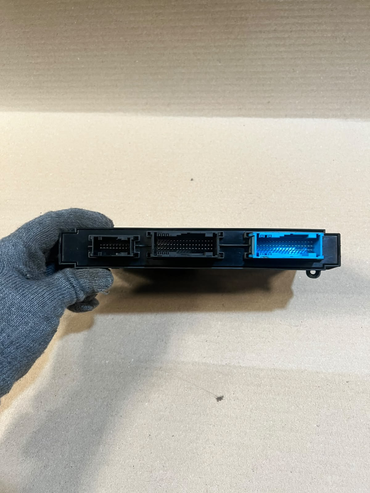 BMW 520d 530d F10 F11 Body Control Module Junction Box JBE 9244392 OEM