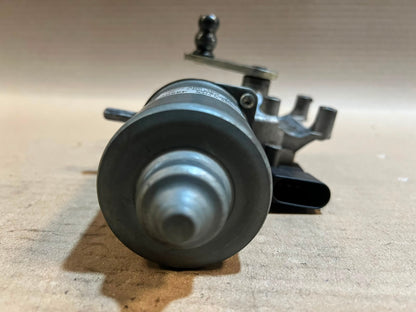 BMW X5 E70 X6 E71 Front Windshield Wiper Motor Assembly 7200536 OEM 2007-2013