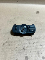 Load image into Gallery viewer, BMW F10 F11 F07 F01 F02 F06 F12 F13 F25 Headlight Light Switch 9192744 OEM