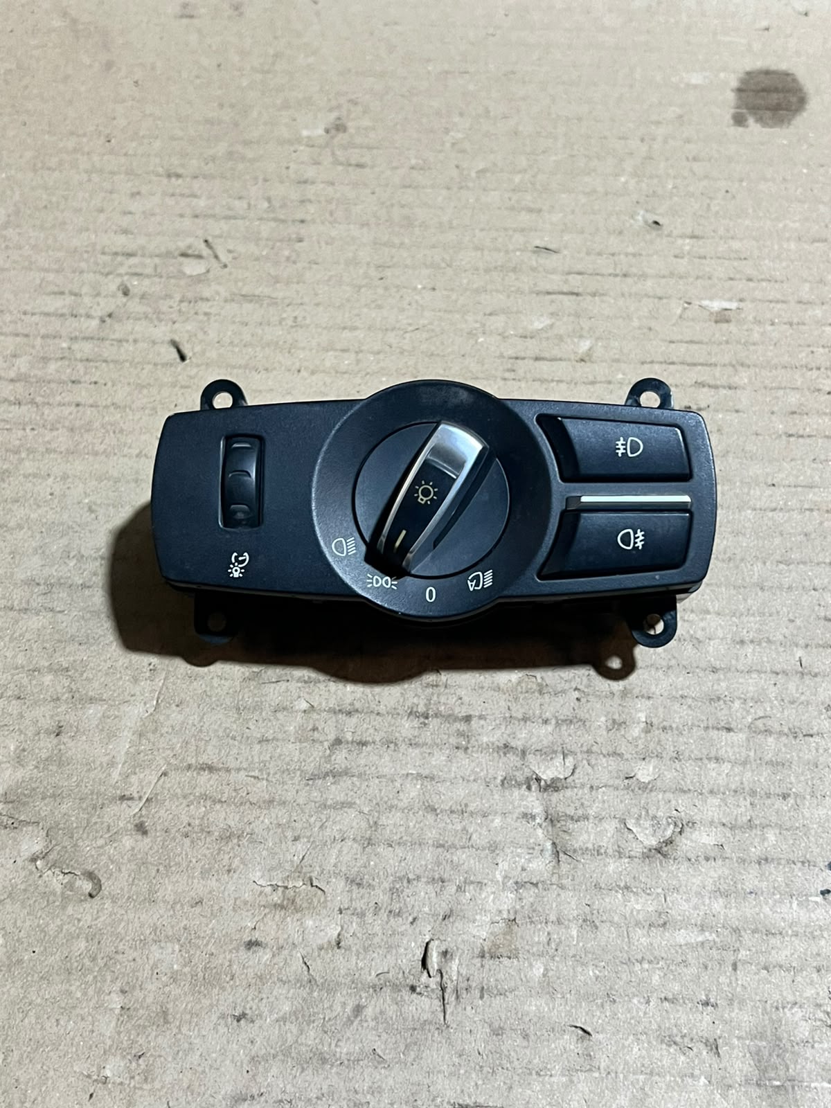 BMW F10 F11 F07 F01 F02 F06 F12 F13 F25 Headlight Light Switch 9192744 OEM