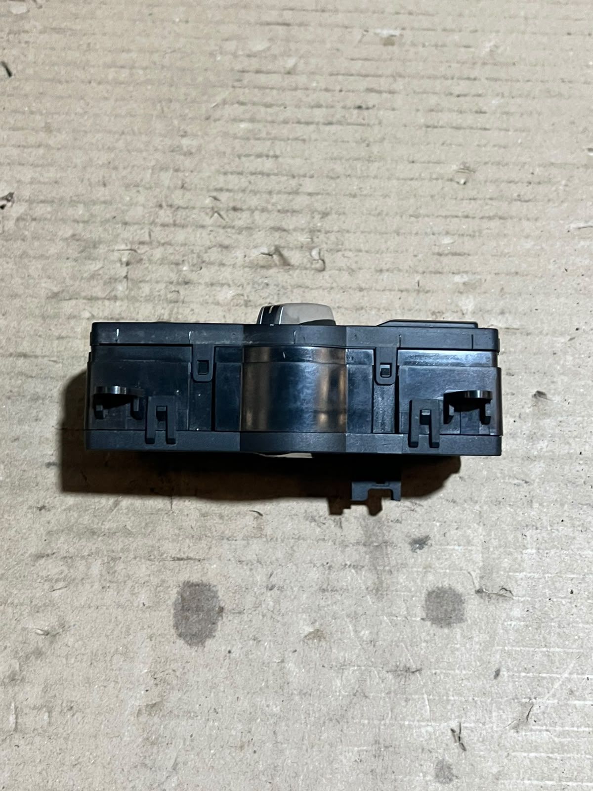 BMW F10 F11 F07 F01 F02 F06 F12 F13 F25 Headlight Light Switch 9192744 OEM