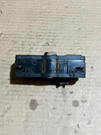 BMW F10 F11 F07 F01 F02 F06 F12 F13 F25 Headlight Light Switch 9192744 OEM
