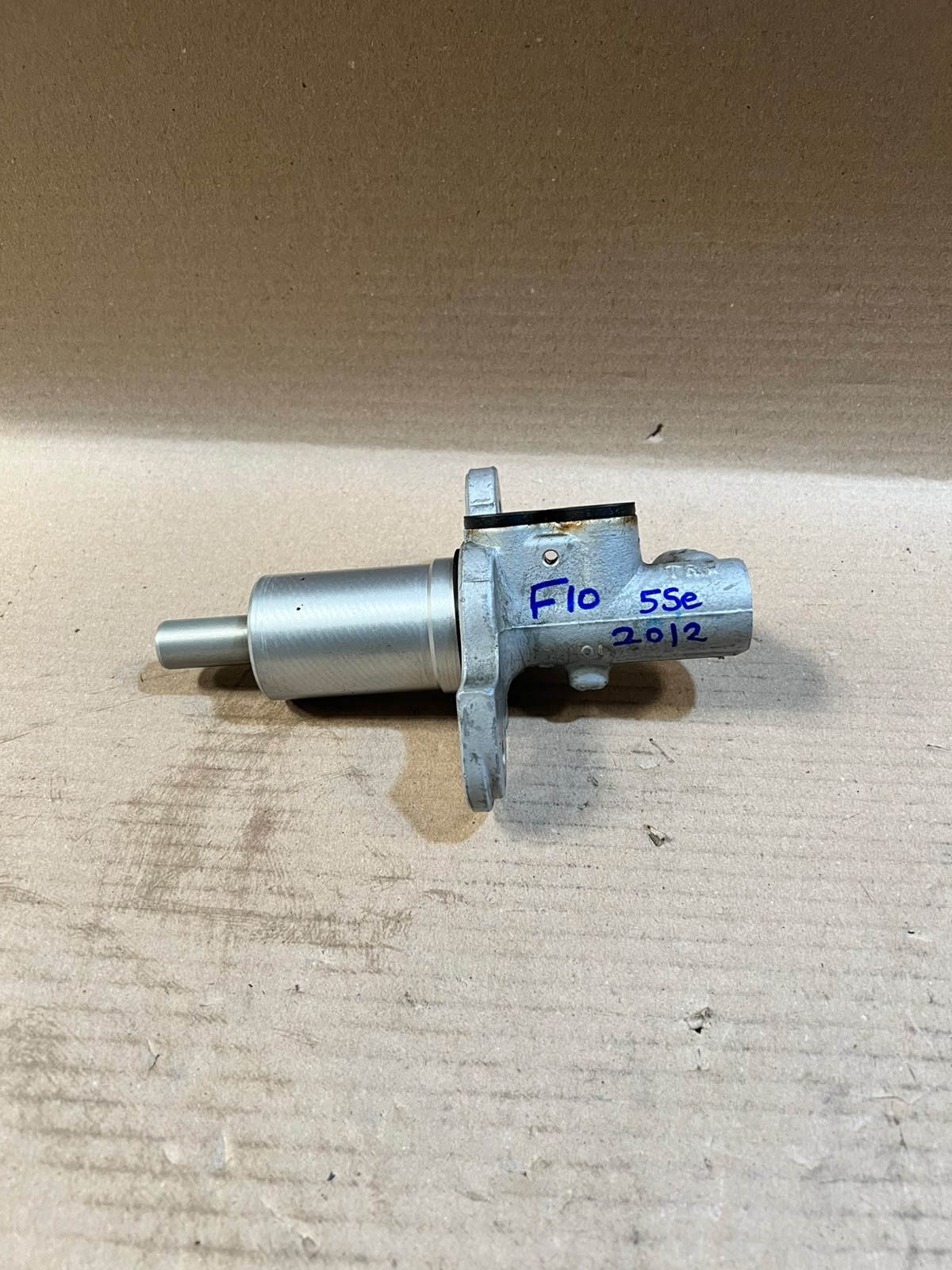 2012 BMW 5 Series F10 520d 528i 535i 550i Brake Master Cylinder Used Genuine OEM